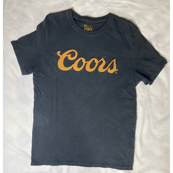 Coors Banquet Beer T-Shirt Graphic Tee Adult Unisex Short Sleeve - Picture 1 of 7